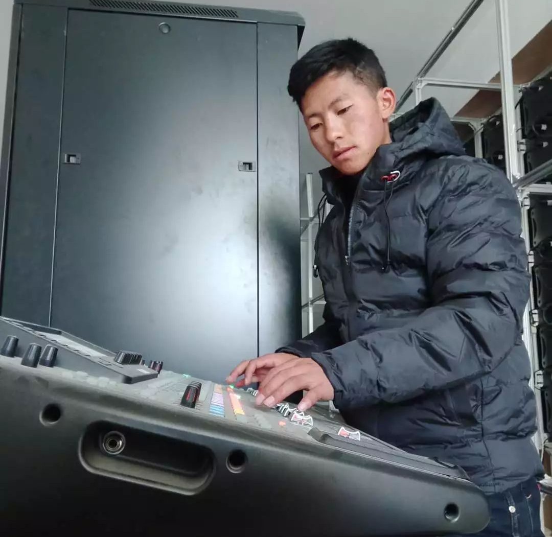 1546505811368083188.jpg 1546505811368083188.jpg