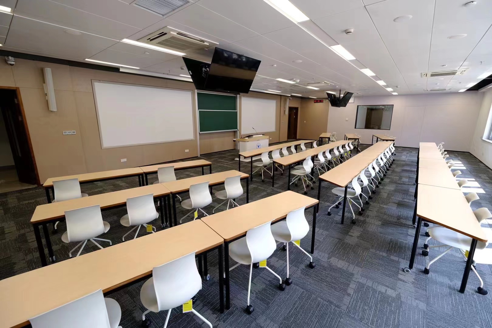 1673334380955005958.jpg 1673334380955005958.jpg